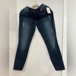 G by Guess stretch ankle jeans- new with tags